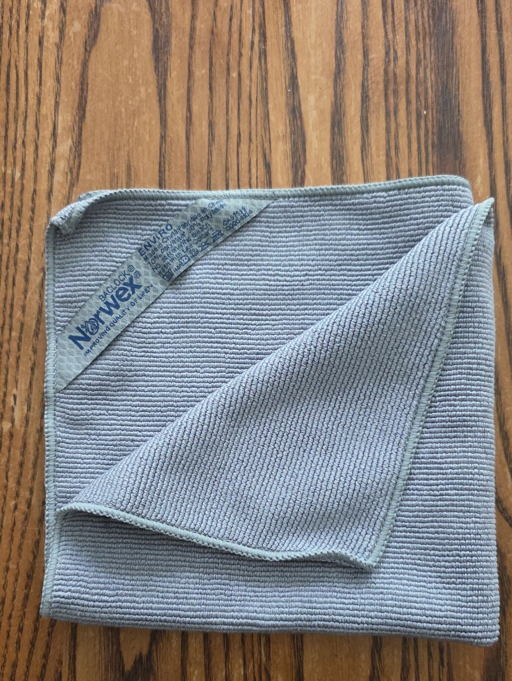 New Norwex Light Gray Microfiber Cleaning Cloth.
